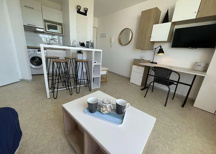 Appt 2 Pieces - Lr030-a310 * La Rochelle (Charente-Maritime)