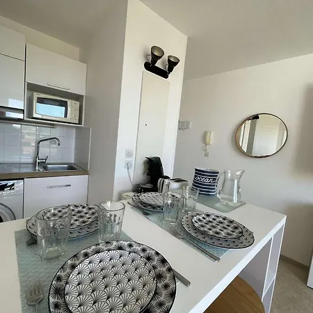 Appt 2 Pieces - Lr030-a310 * La Rochelle (Charente-Maritime)